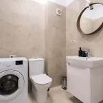 公寓 Spacious 606 布加勒斯特